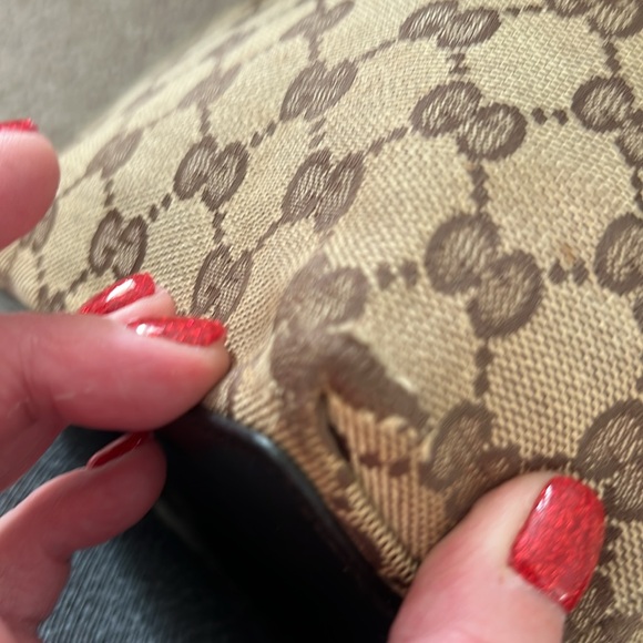 Pre loved GUCCI vintage small fabric GG tote - Picture 12 of 16